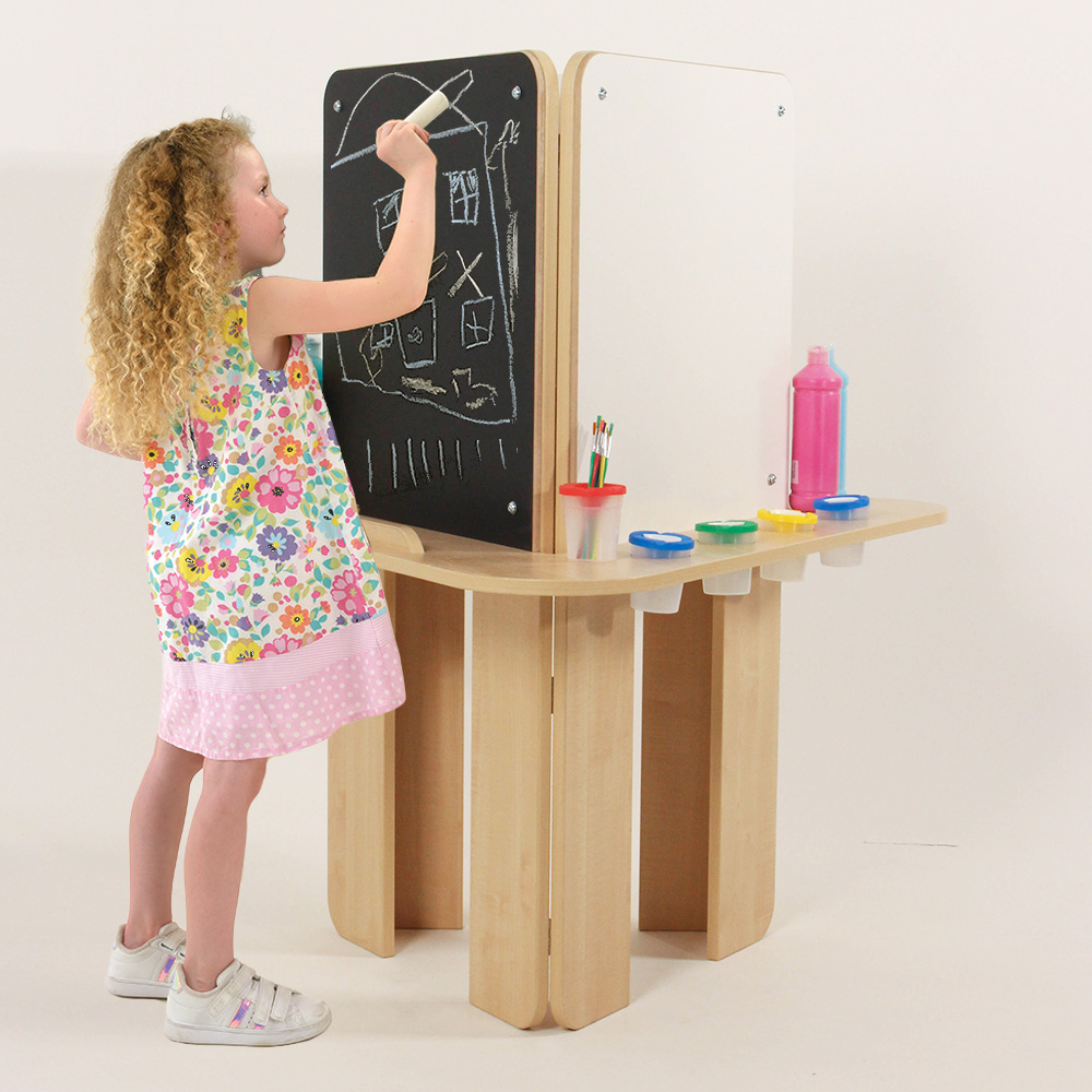 Seedlings®  Junior Art Easel